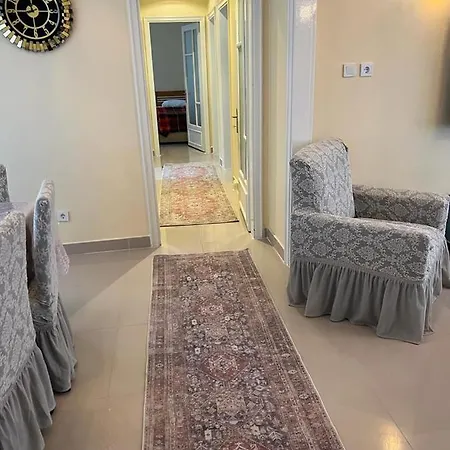 Lovely 3-bedroom In Sisli Стамбул