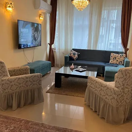 Апартаменты Lovely 3-bedroom In Sisli